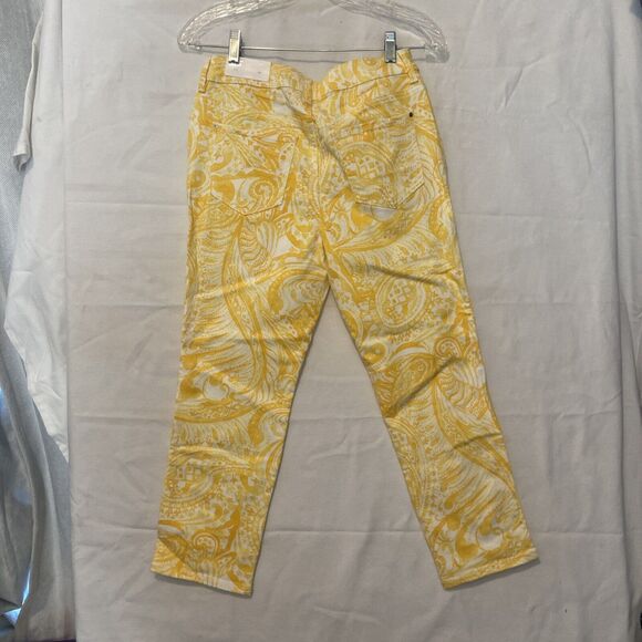 NWT Chicos Platinum Crop Yellow Paisley Pants Size 00 - Picture 2 of 8